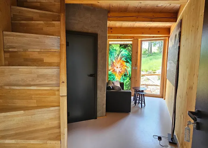 Dum Ohne 山林小屋
